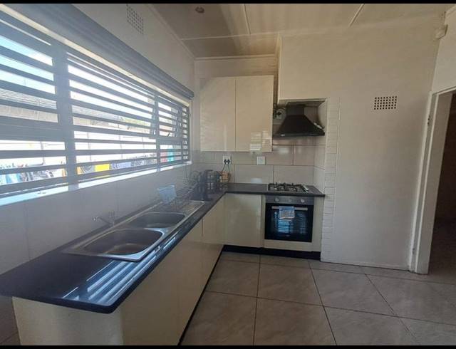 3 BEDROOM PROPERTY TO RENT IN COMET